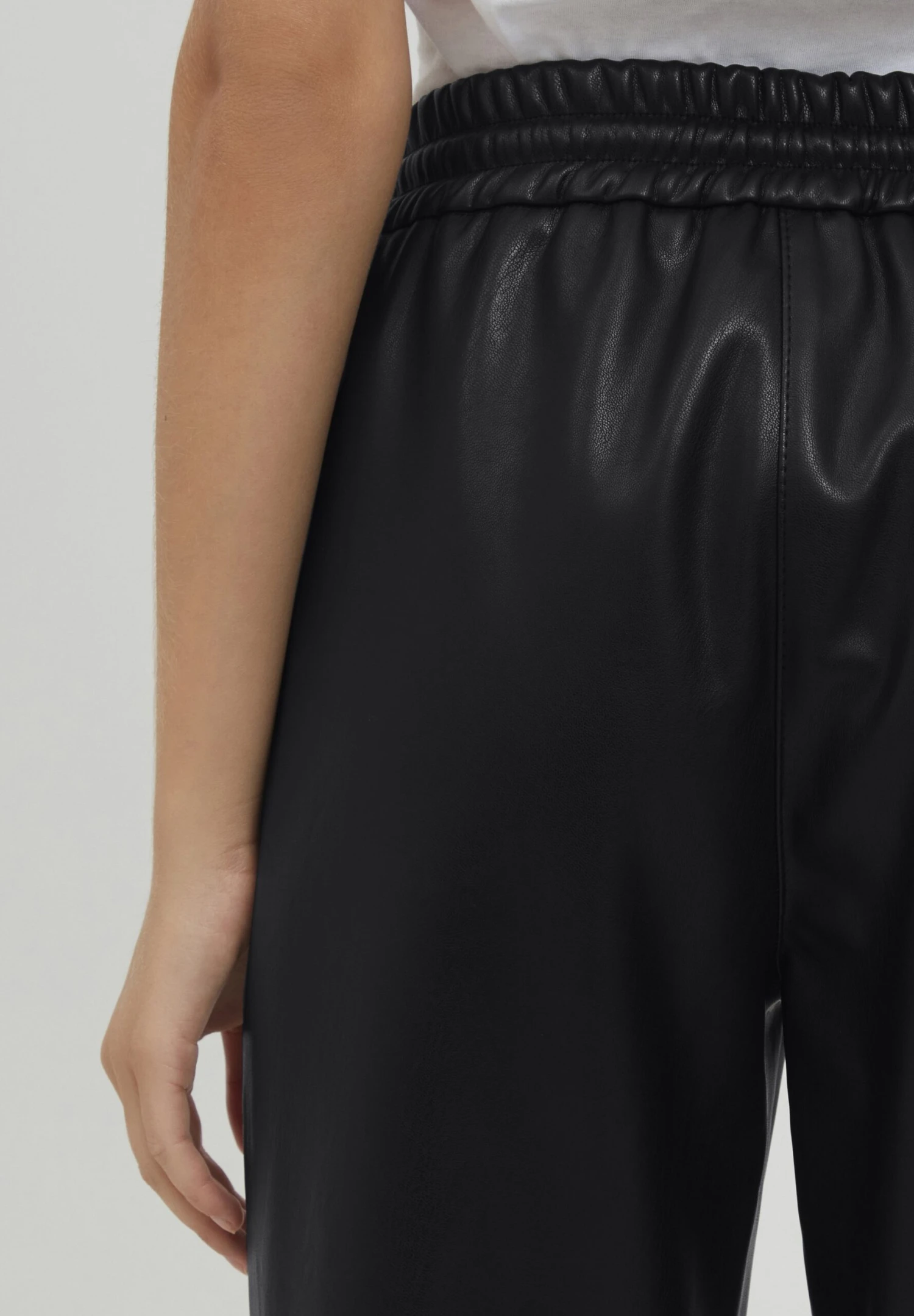 OXMO Paulia - Pantalones - Black 5 OXMO Paulia - Pantalones - Black - Imagen 5