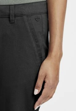 OXMO Oxdoneta - Pantalones Chinos - Black -OXMO Tienda de ventas 30c91d9868a341798e9f318c6395b92e