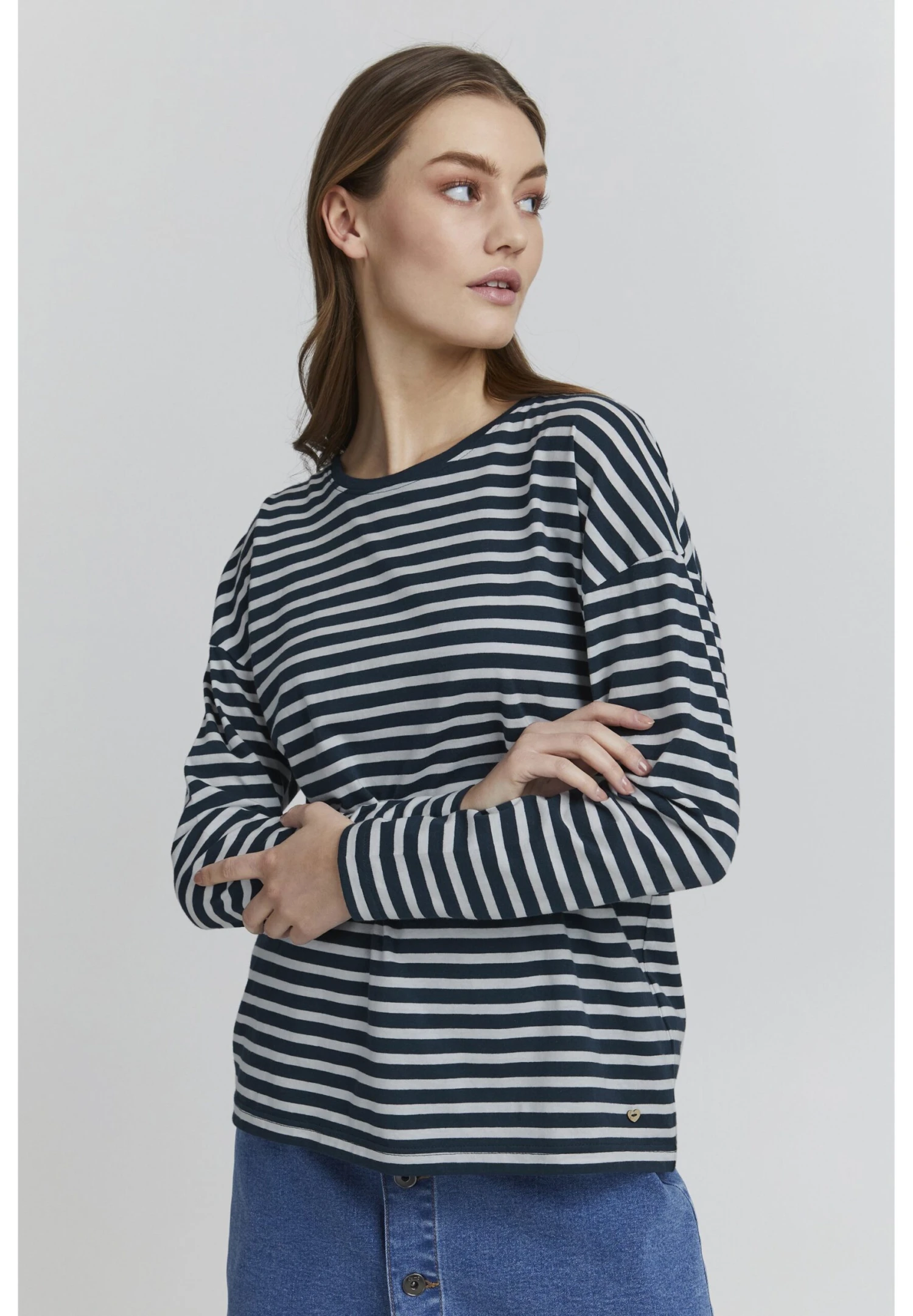 OXMO Camiseta De Manga Larga - Total Eclipse 1 OXMO Camiseta De Manga Larga - Total Eclipse