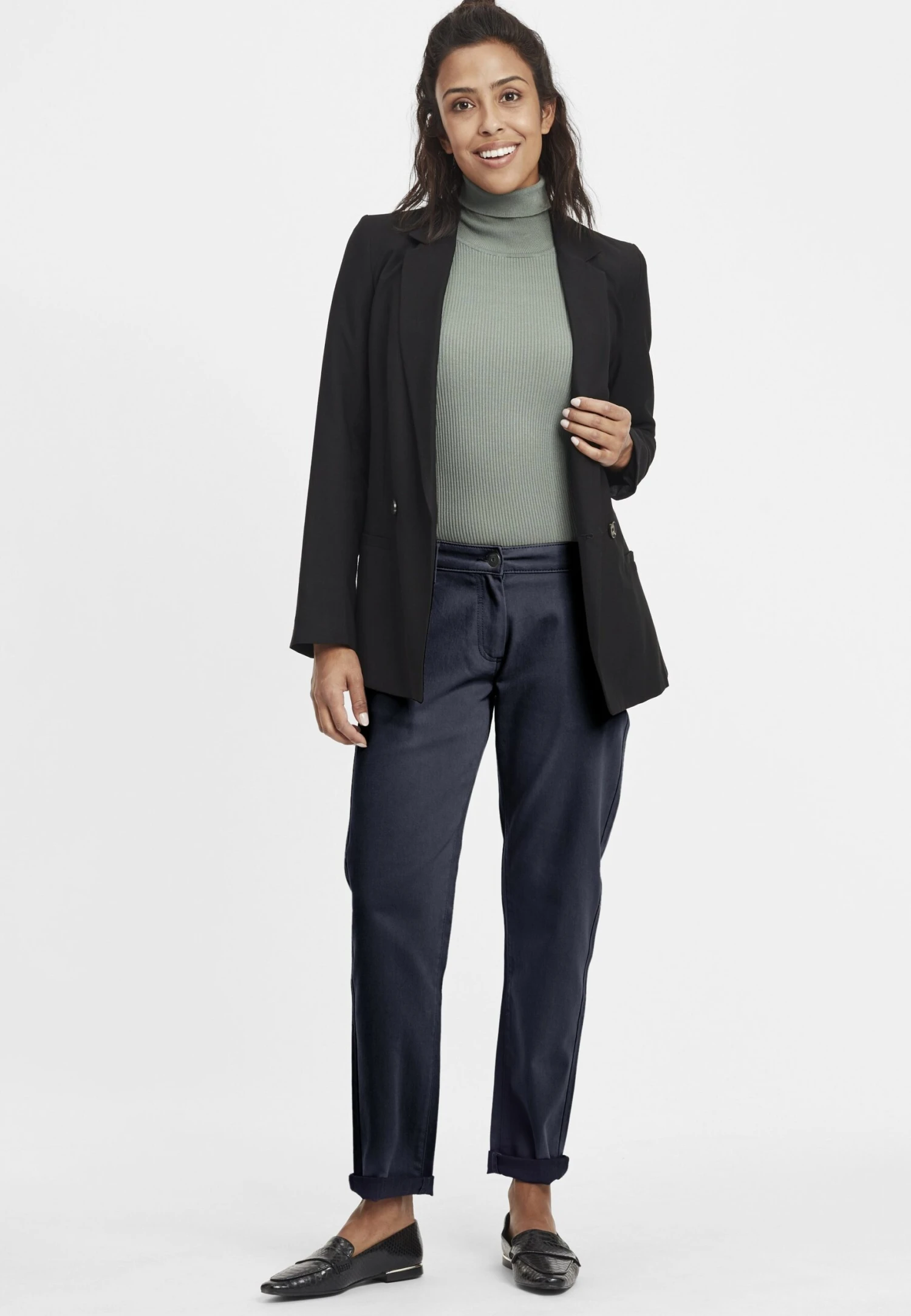 OXMO Oxdoneta - Pantalones Chinos - Insignia Blue 2 OXMO Oxdoneta - Pantalones Chinos - Insignia Blue - Imagen 2