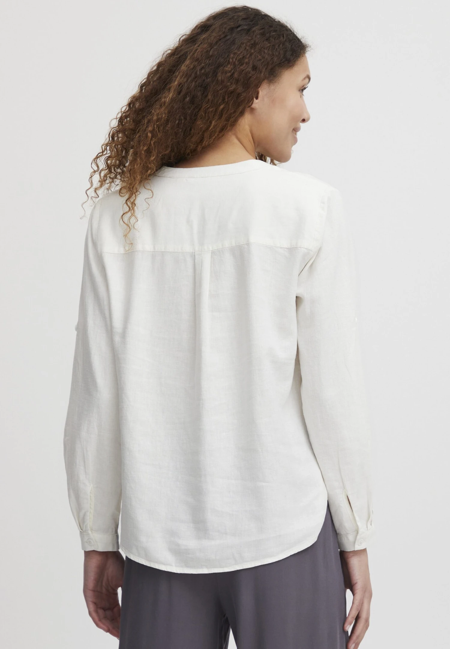OXMO Oxanja - Blusa - Off White 3 OXMO Oxanja - Blusa - Off White - Imagen 3