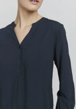 OXMO Elvy - Blusa - Total Eclipse -OXMO Tienda de ventas 55c4bd7d54054570af82a790992a7a48