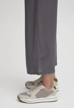 OXMO Oxelisabeth - Pantalones - Blackened Pearl -OXMO Tienda de ventas 5fb7f712ba7545d7a157d3b092da350f