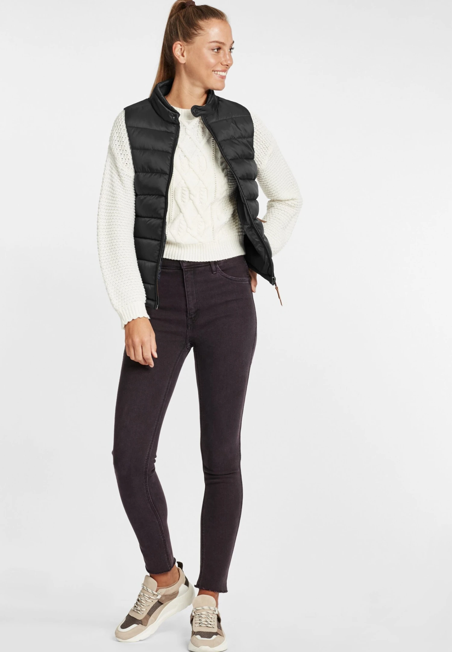 OXMO Oxcamilla - Chaleco - Black 2 OXMO Oxcamilla - Chaleco - Black - Imagen 2