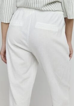 OXMO Alfa - Pantalones - Off White -OXMO Tienda de ventas 67d03beb57f544d1acc547a53872cf5e