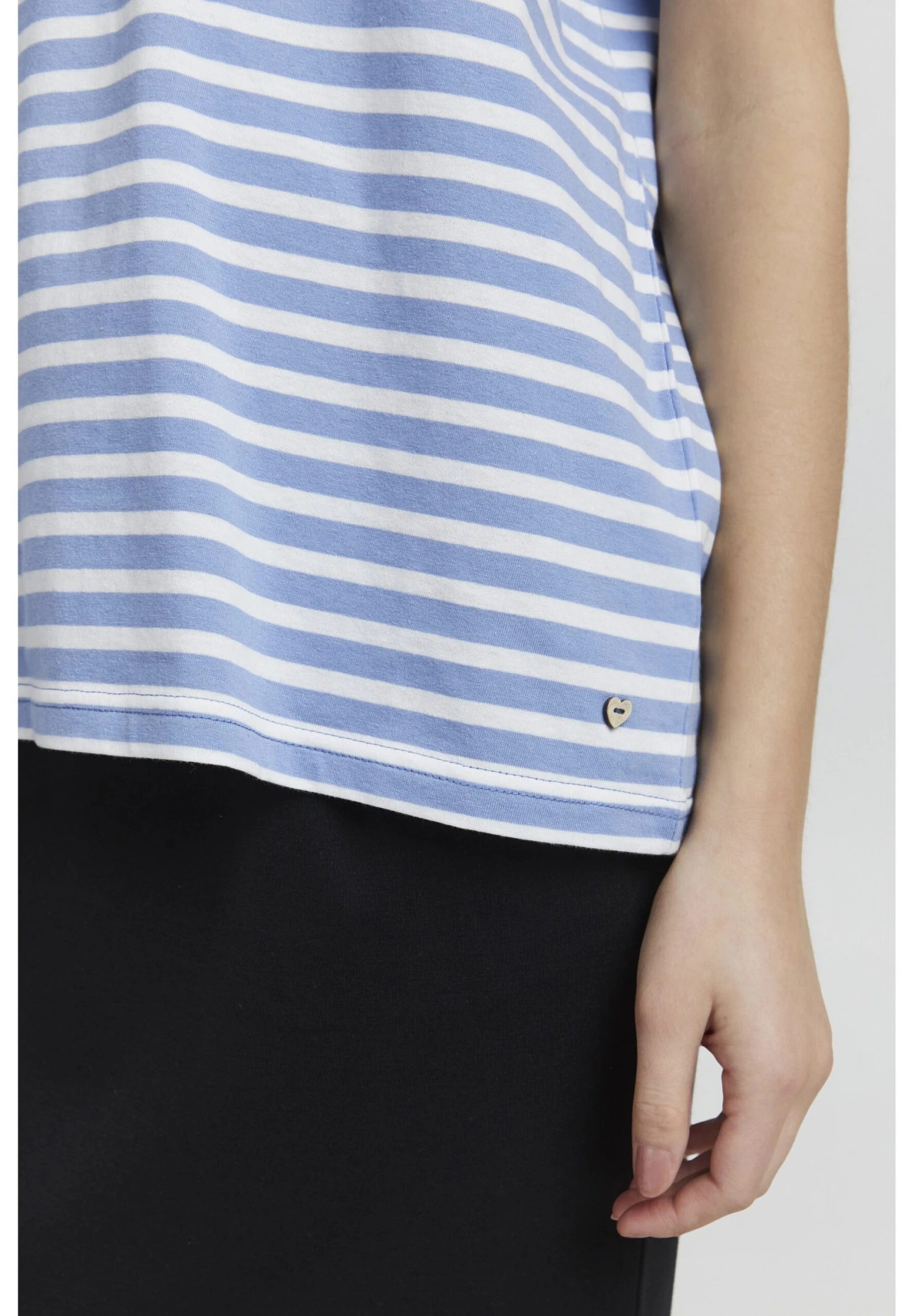 OXMO Oxsteffi - Camiseta Estampada - Bel Air Blue 5 OXMO Oxsteffi - Camiseta Estampada - Bel Air Blue - Imagen 5