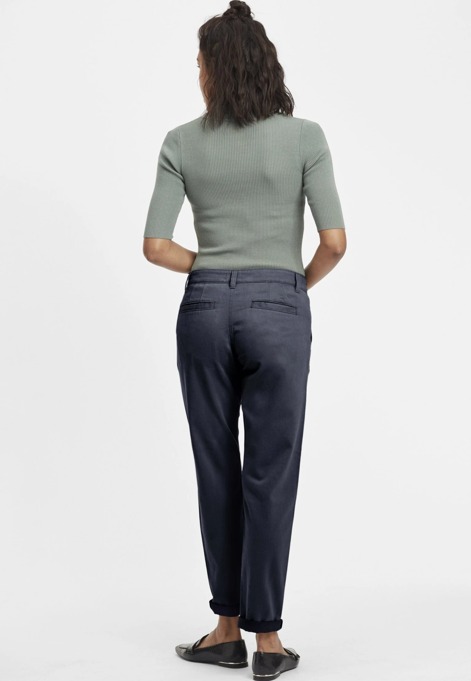OXMO Oxdoneta - Pantalones Chinos - Insignia Blue 3 OXMO Oxdoneta - Pantalones Chinos - Insignia Blue - Imagen 3