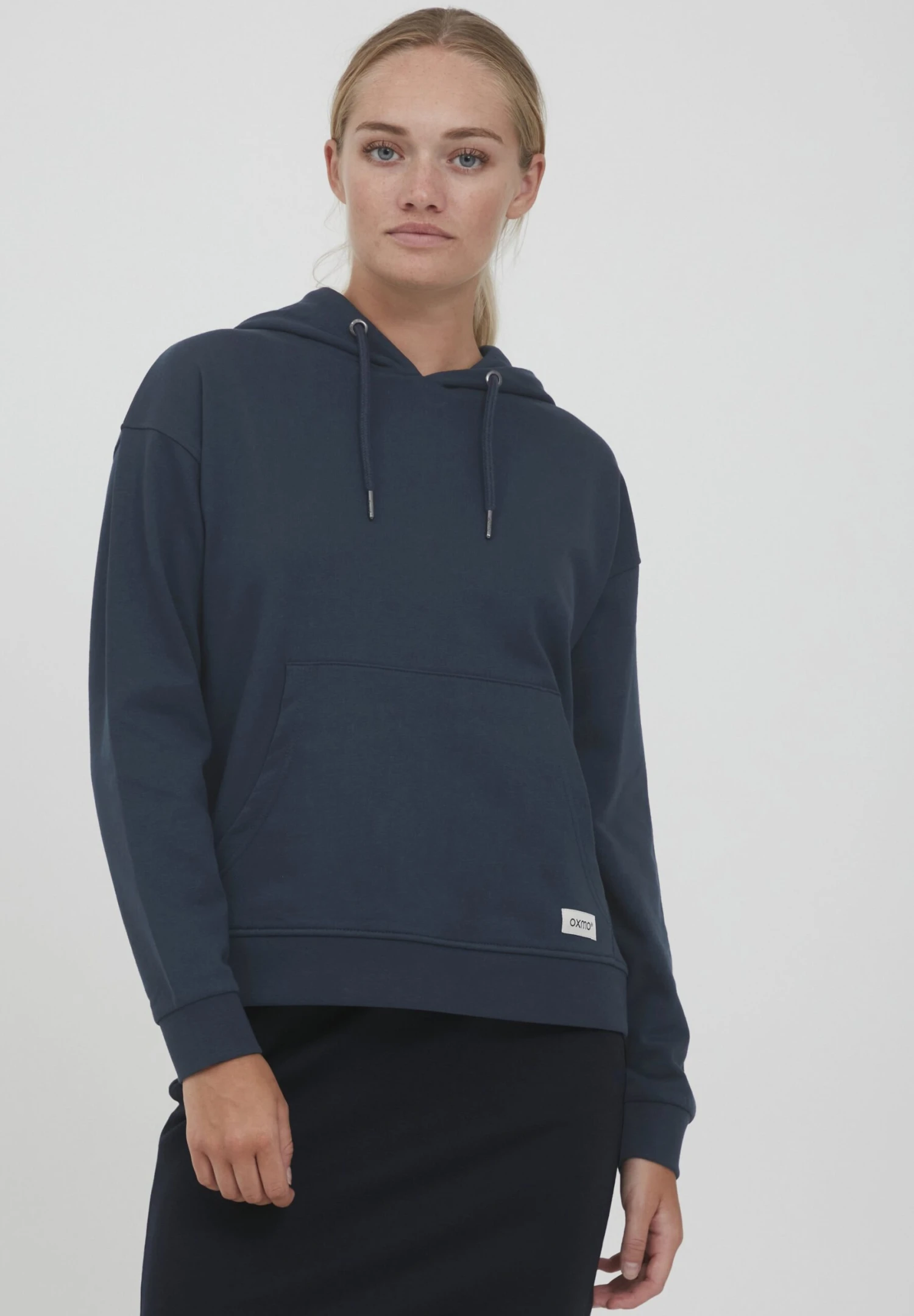 OXMO Oxgreta - Jersey Con Capucha - Total Eclipse 1 OXMO Oxgreta - Jersey Con Capucha - Total Eclipse