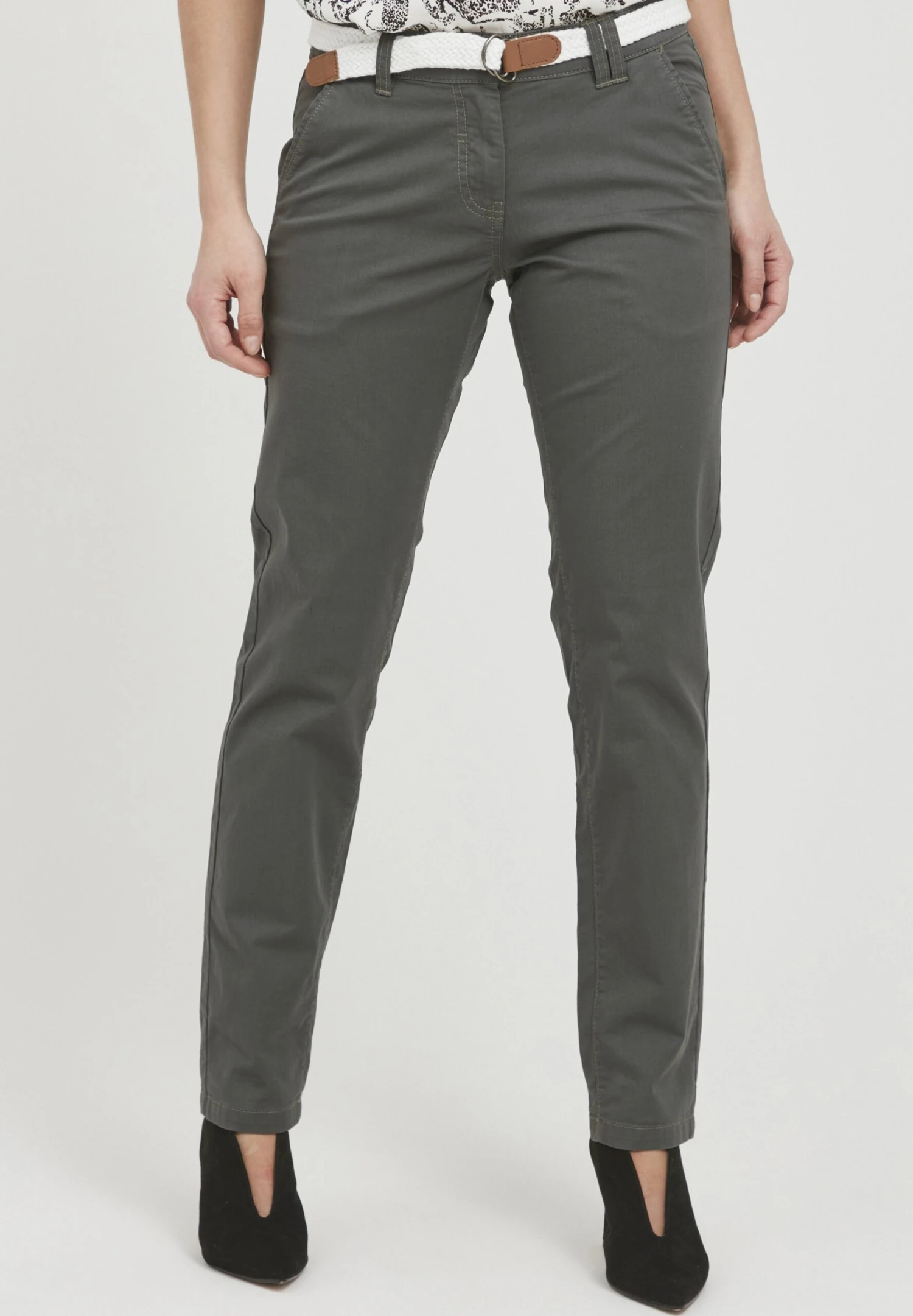 OXMO Oxchakira - Pantalones Chinos - Dark Grey 1 OXMO Oxchakira - Pantalones Chinos - Dark Grey