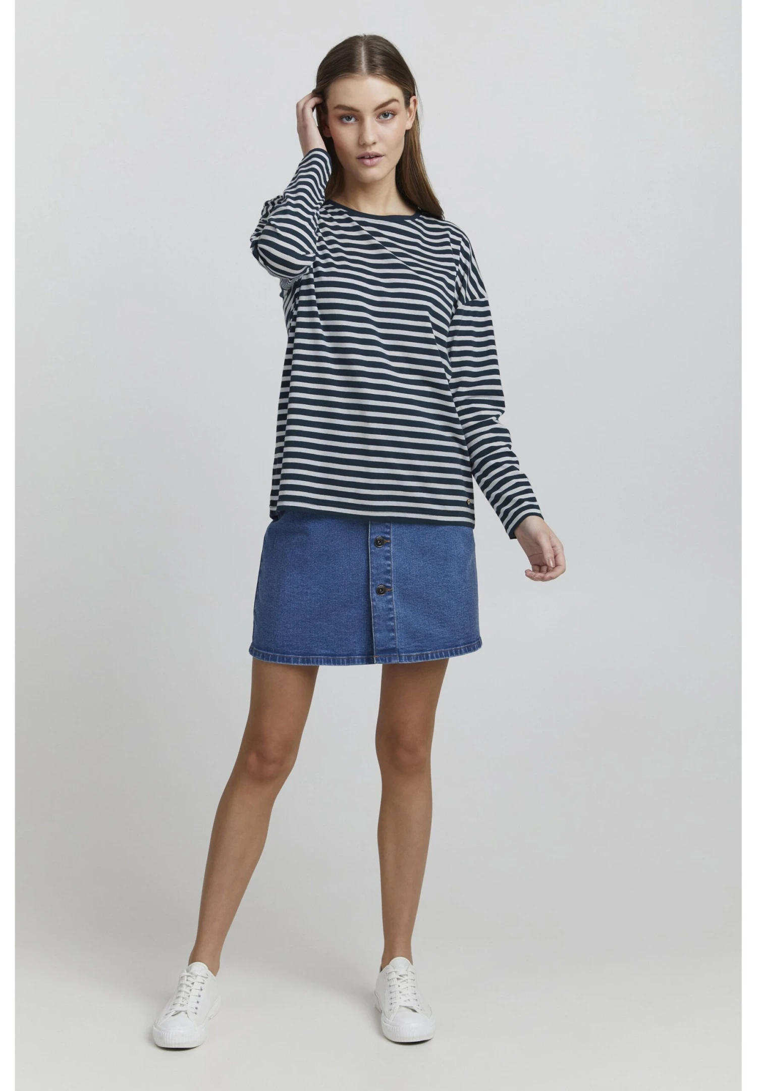 OXMO Camiseta De Manga Larga - Total Eclipse 2 OXMO Camiseta De Manga Larga - Total Eclipse - Imagen 2