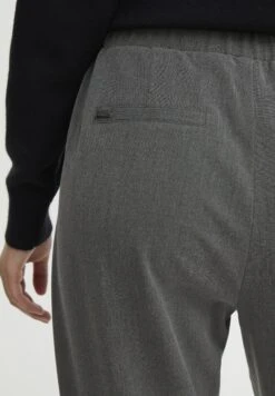 OXMO Oxdovi - Pantalones Deportivos - Dark Grey Melange -OXMO Tienda de ventas e55eea90b65c4089ac48be446e596f59