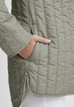 OXMO Oxsaggy - Chaqueta De Entretiempo - Seagrass -OXMO Tienda de ventas e7cf5665363c4a09821c203c9d38af76