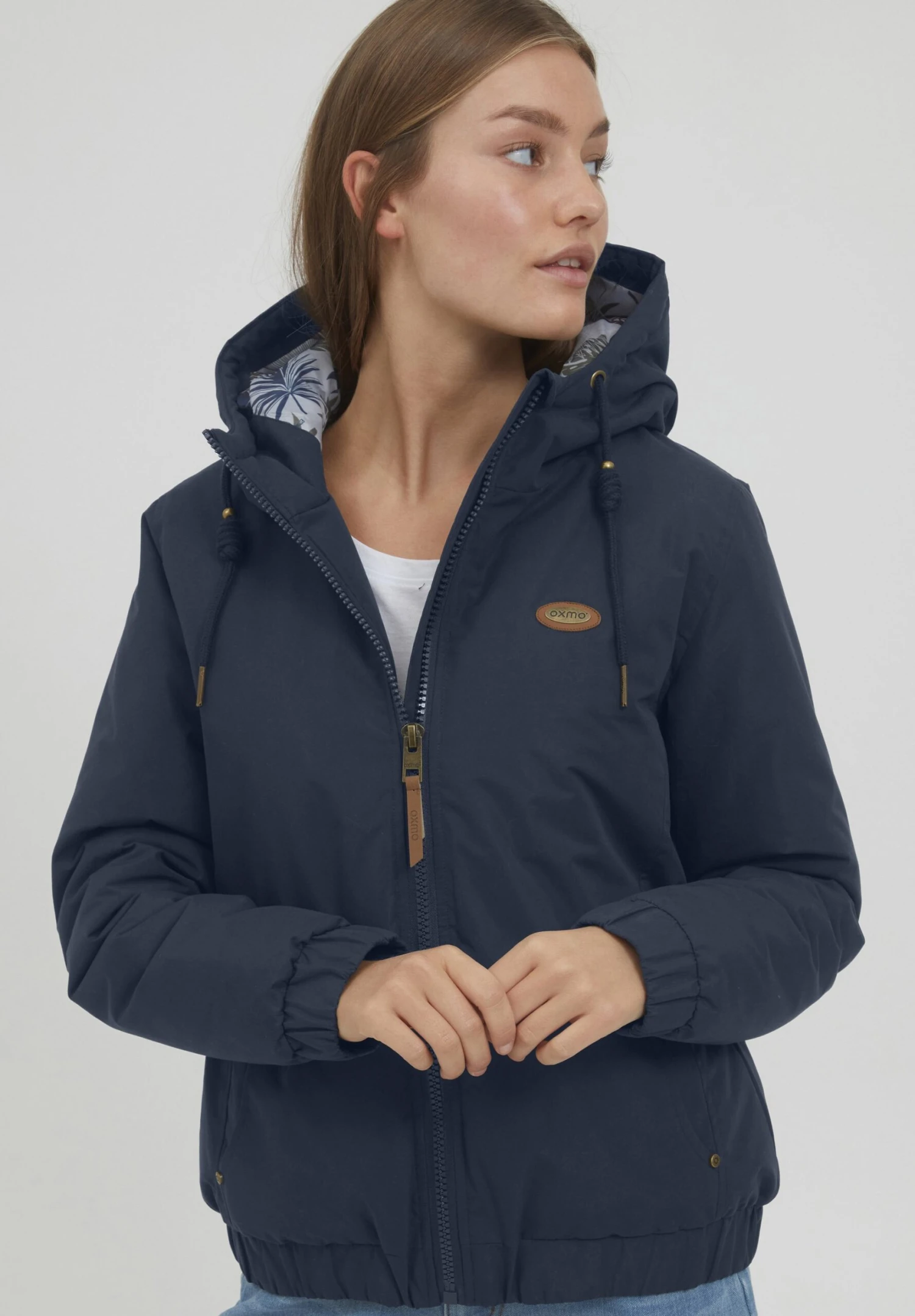 OXMO Oxtanja - Chaqueta De Entrenamiento - Total Eclipse 1 OXMO Oxtanja - Chaqueta De Entrenamiento - Total Eclipse